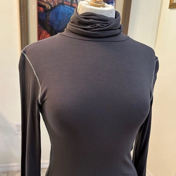 MAJESTIC PARIS Brown Turtleneck Long Sleeve Top w/Stitching Detail Size 2 - Picture 3 of 9